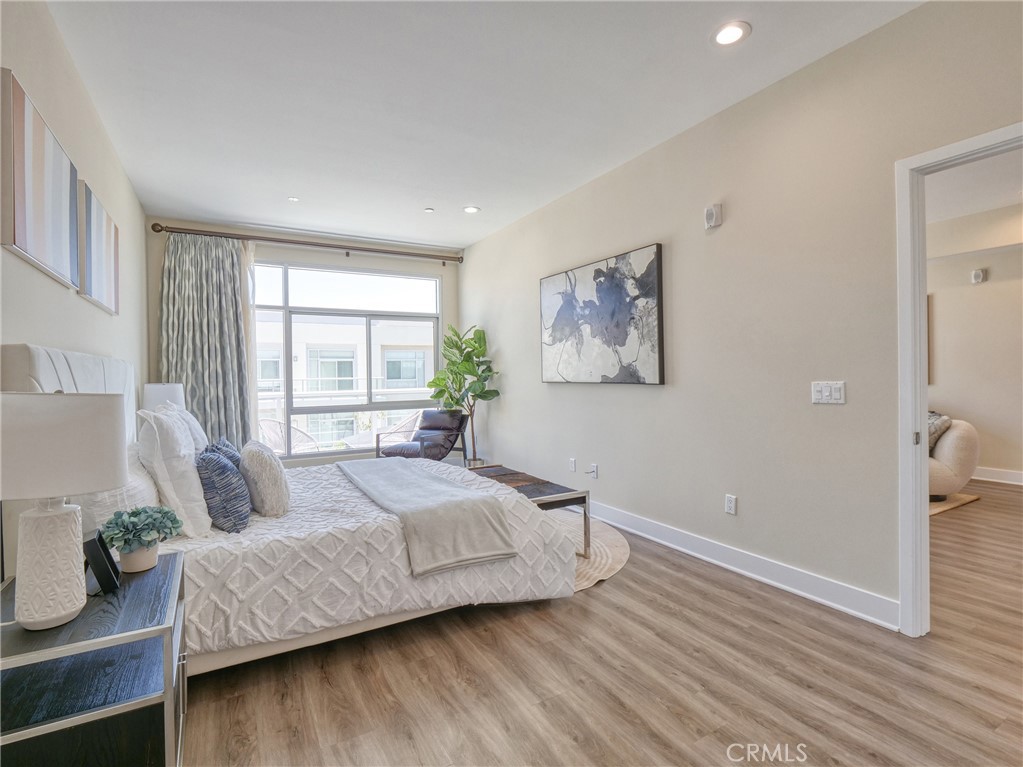 56 E Duarte Road 410