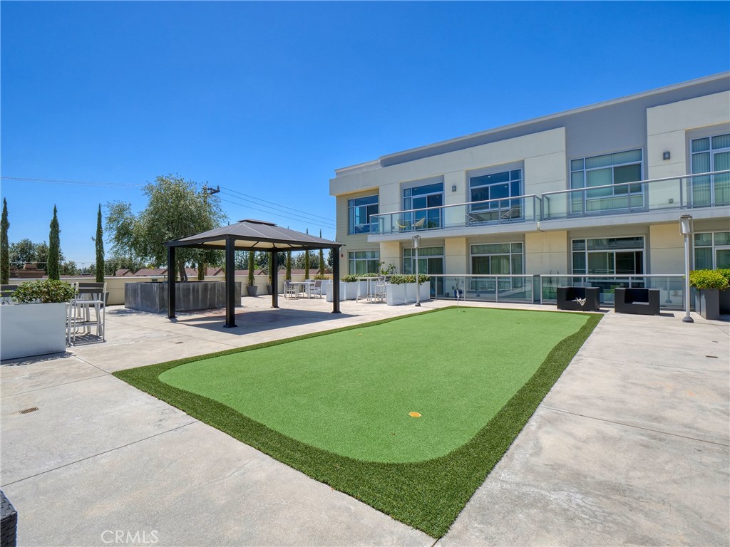 56 E Duarte Road 410