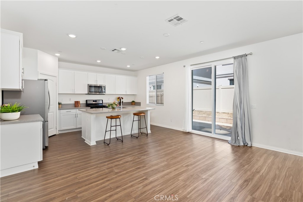 24924 Lear Lane