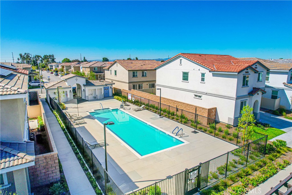 24924 Lear Lane