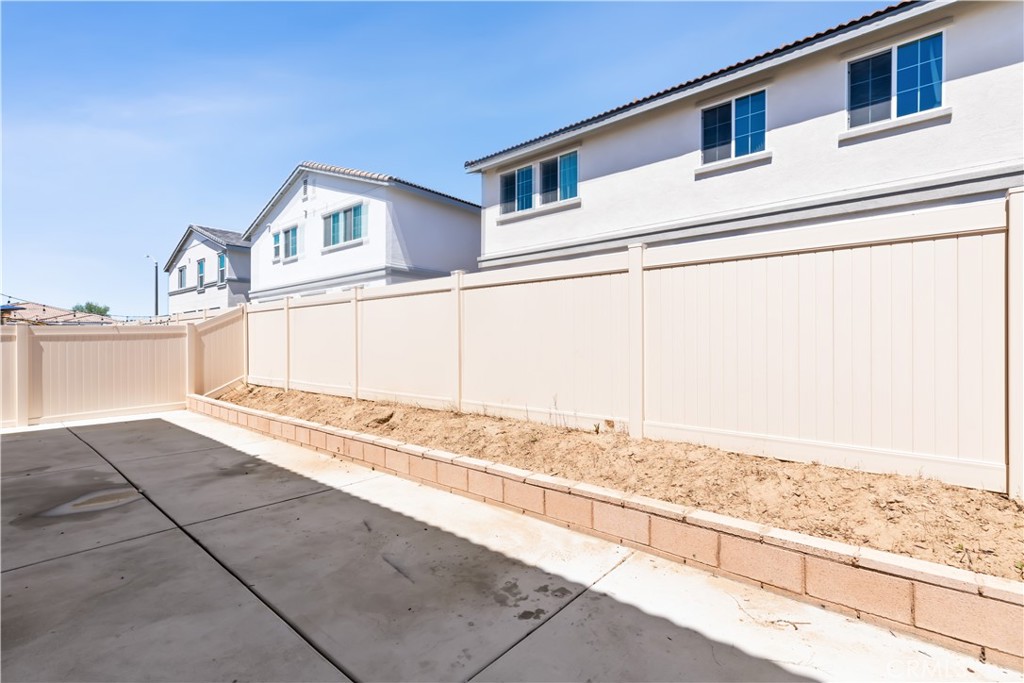 24924 Lear Lane