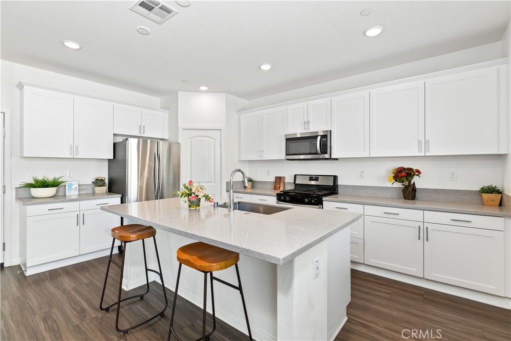 24924 Lear Lane