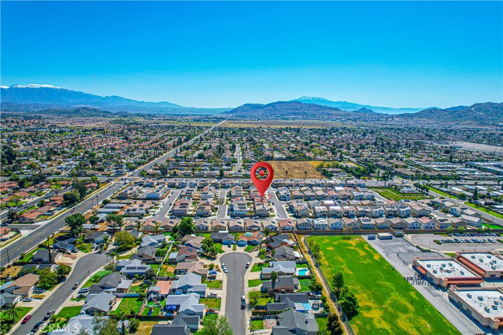 24924 Lear Lane