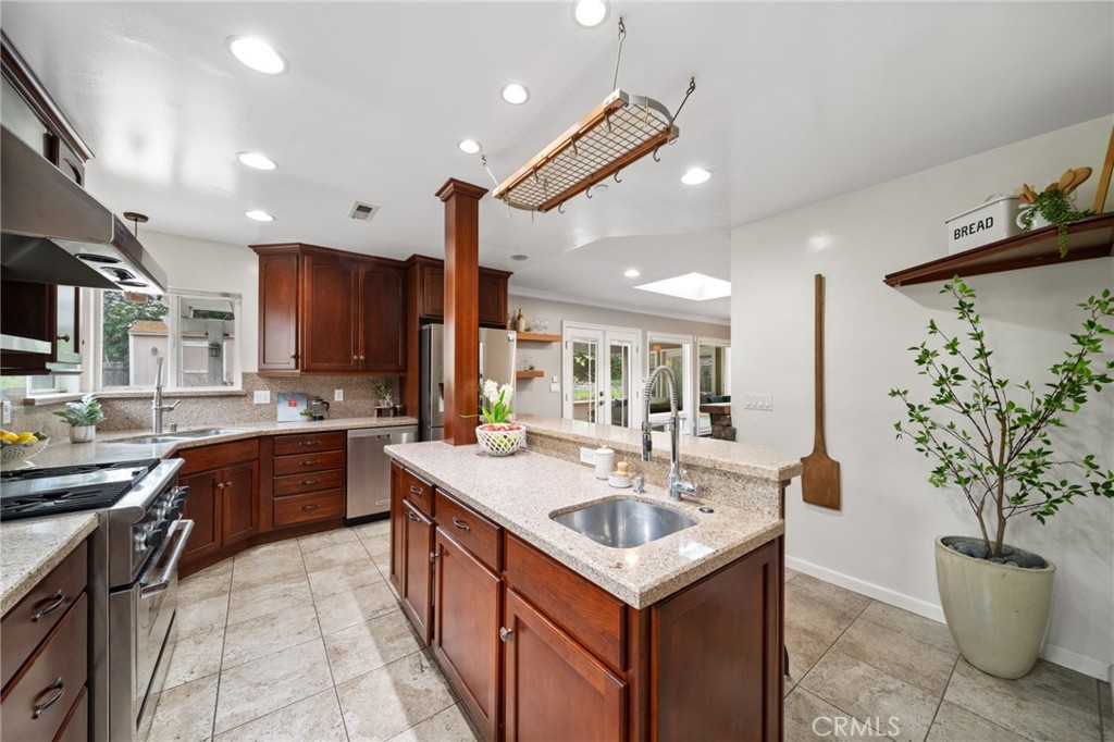 1743 Claridge Street