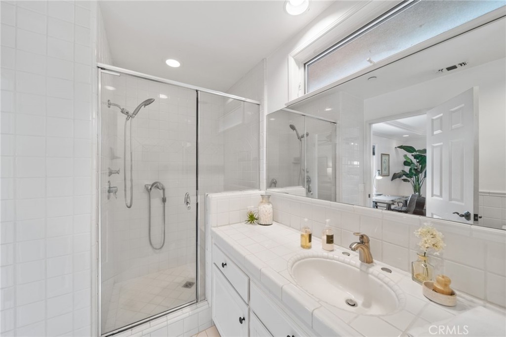 1743 Claridge Street