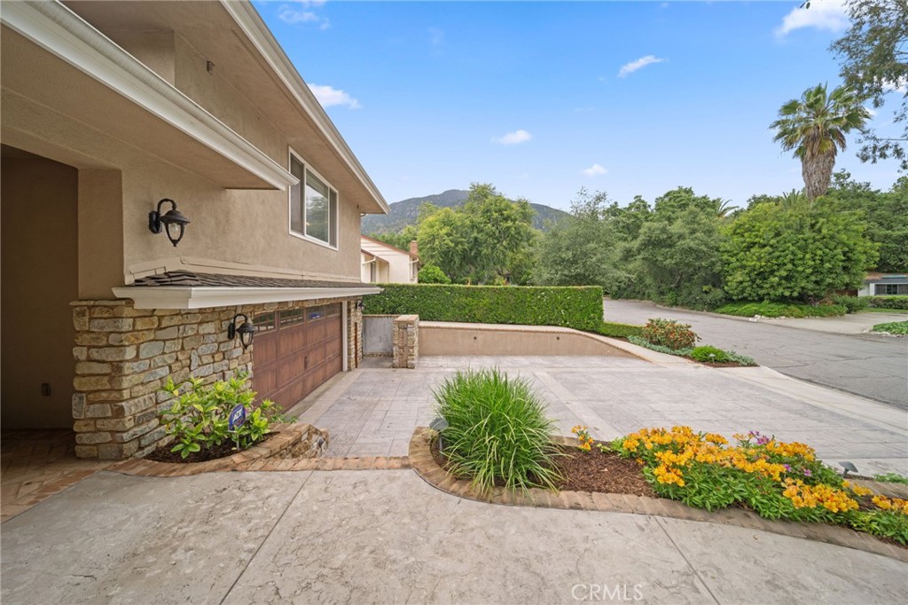 1743 Claridge Street