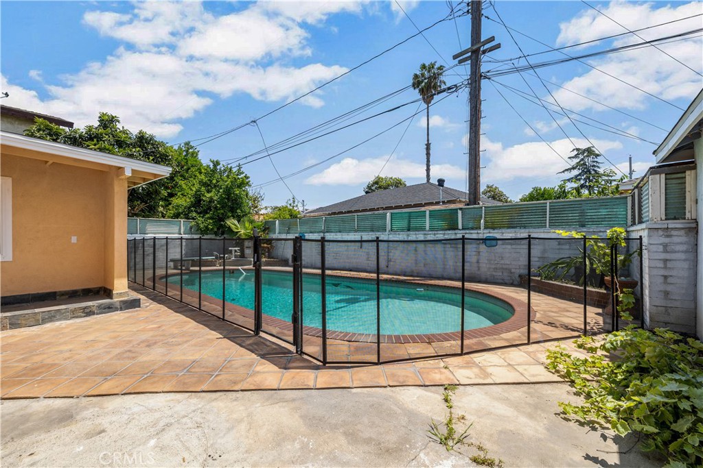 10516 Fieldcrest Street