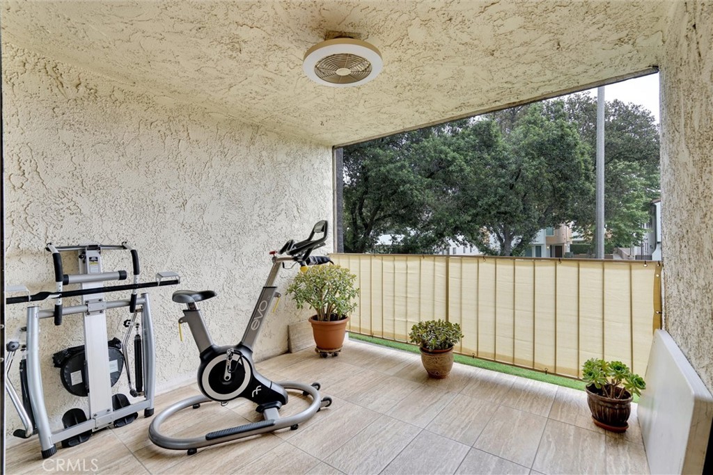 125 N Allen Avenue 114