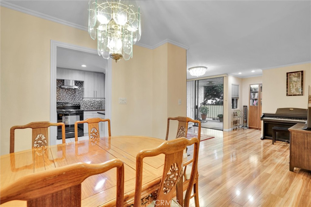 125 N Allen Avenue 114