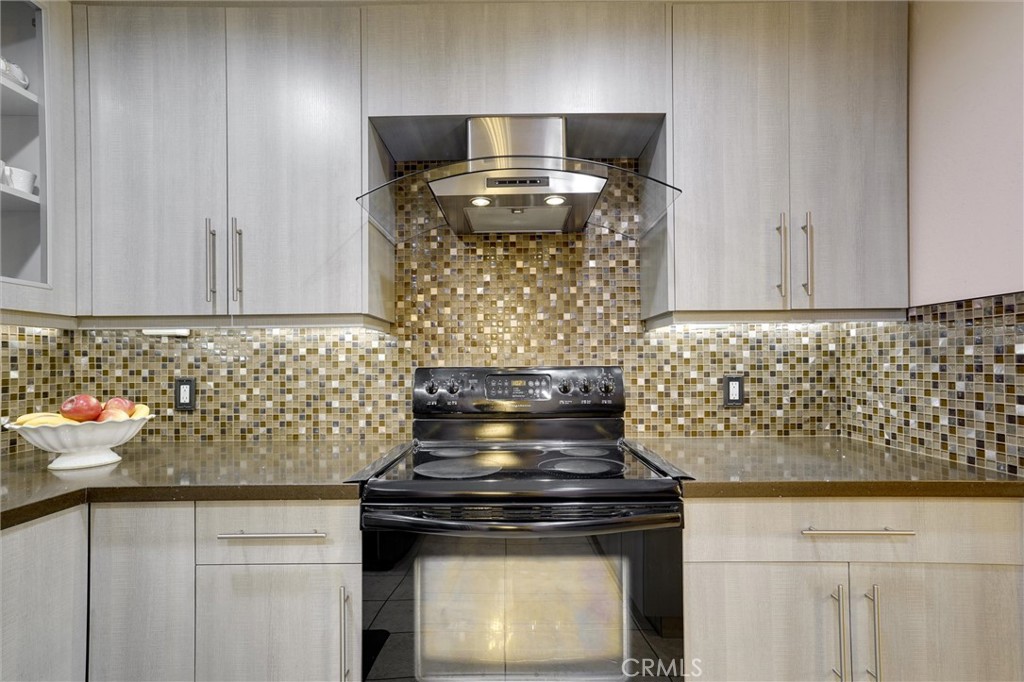 125 N Allen Avenue 114