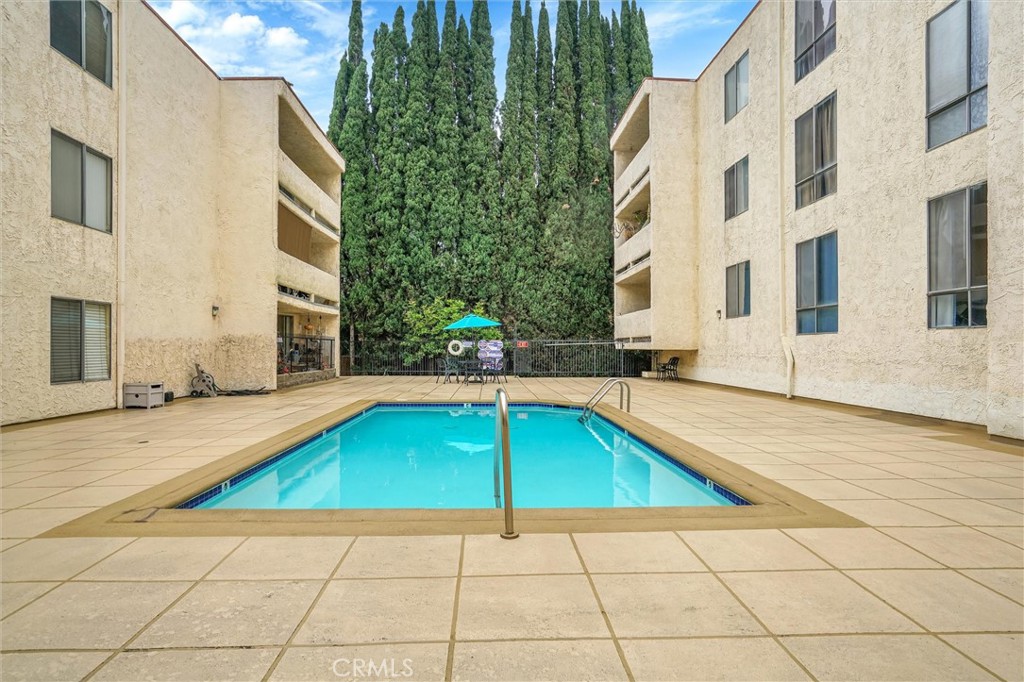 125 N Allen Avenue 114