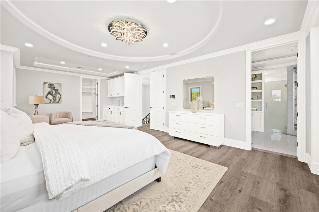 83 W Woodruff Avenue