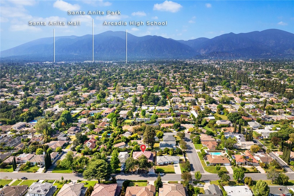 83 W Woodruff Avenue