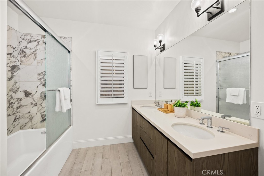 168 S Sierra Madre Boulevard 204