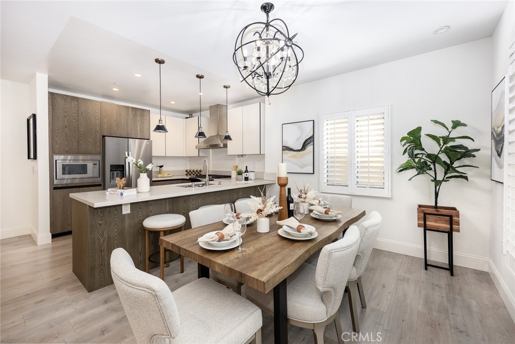 168 S Sierra Madre Boulevard 204