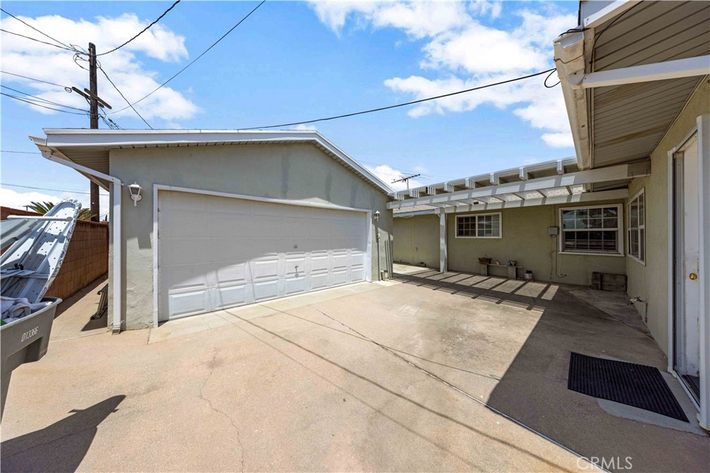 6781 San Pasqual Circle