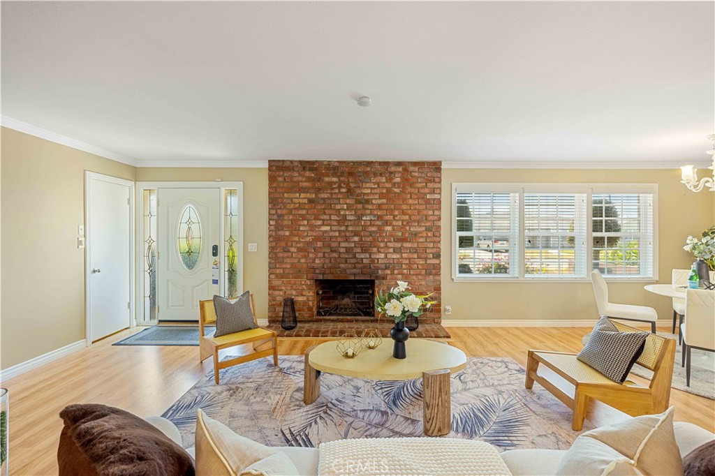 6781 San Pasqual Circle