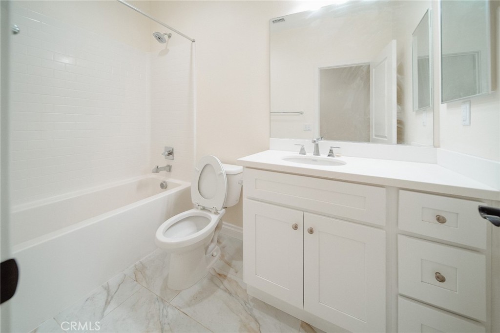 3930 S Merryvale Way