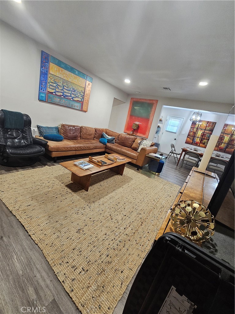 1255 S Valley Center Avenue