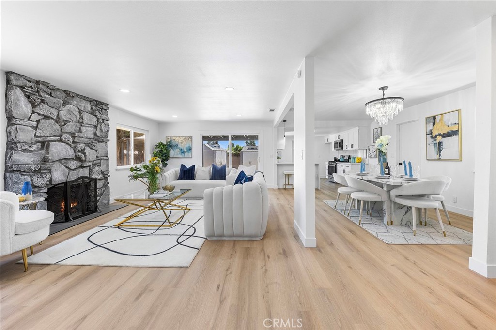 2621 N Ashwood Street