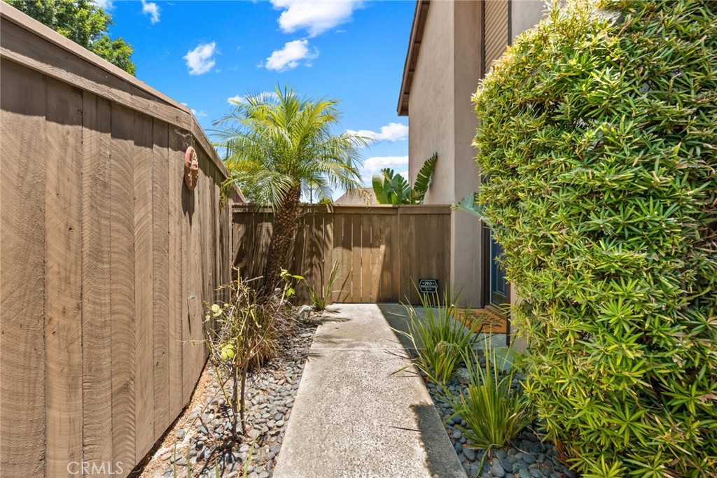 1222 Stonewood Drive