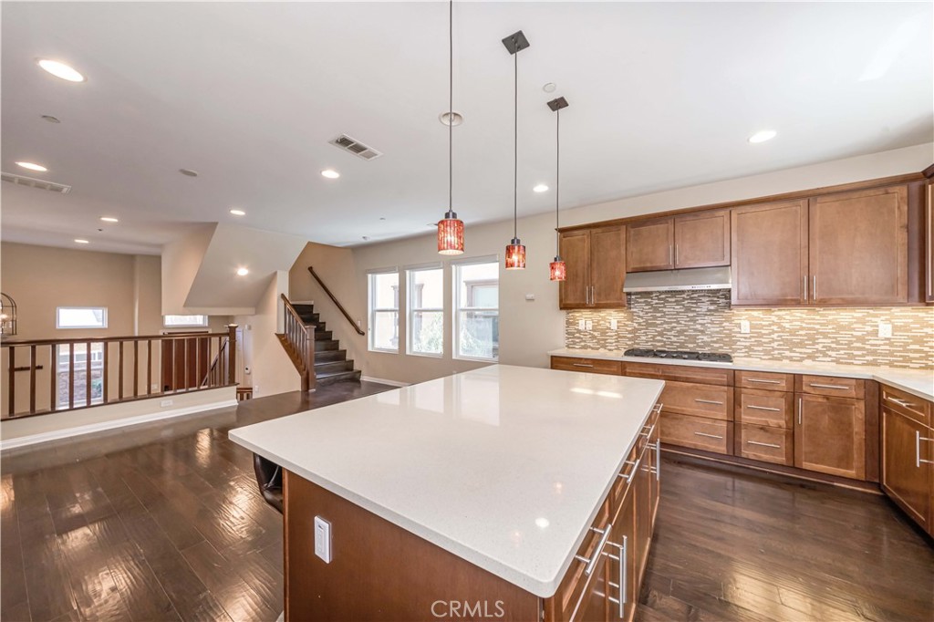 656 W Huntington Drive A-2