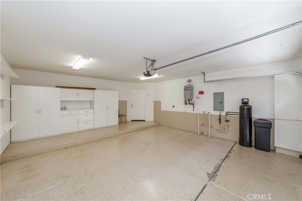 656 W Huntington Drive A-2