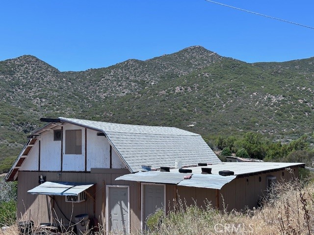 59121 Trails End Lane