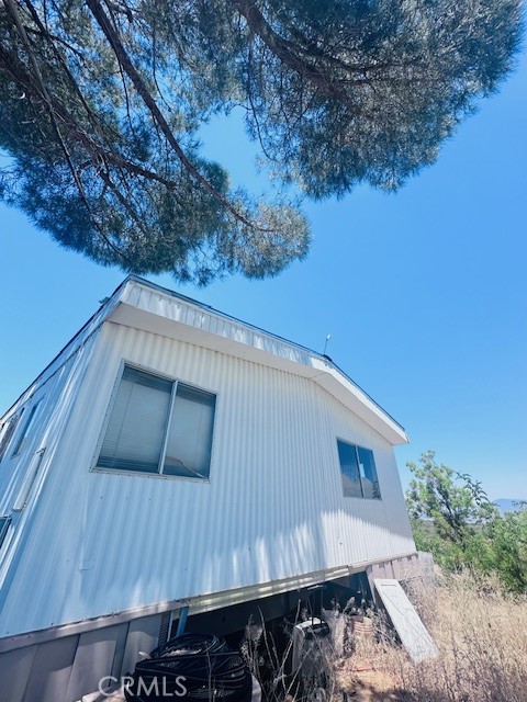 59121 Trails End Lane