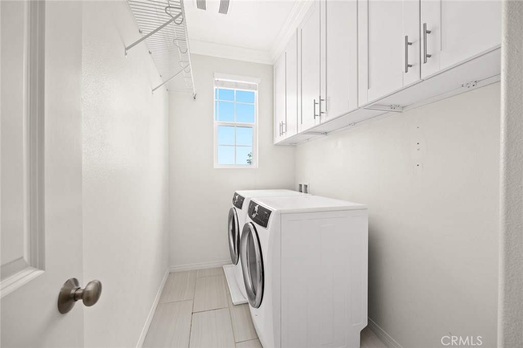 700 S Gladys Avenue C