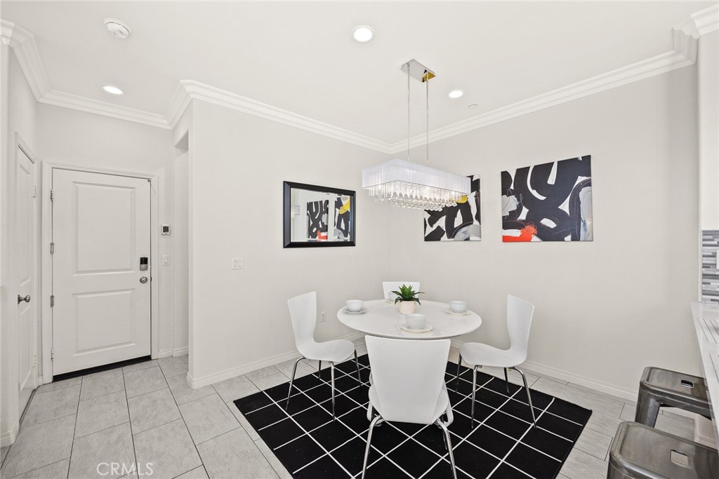 700 S Gladys Avenue C