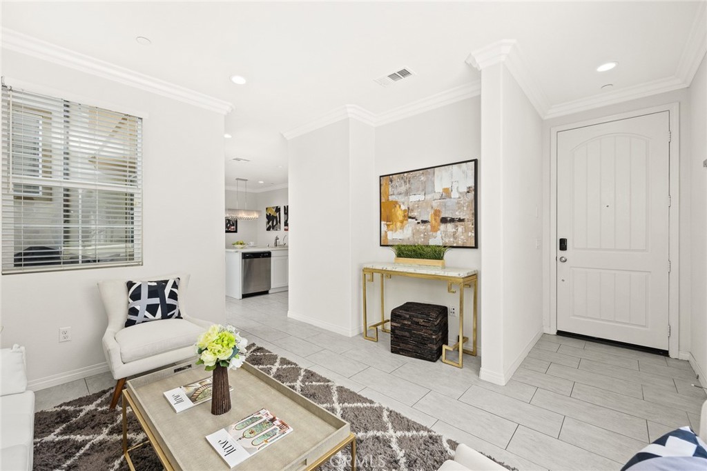 700 S Gladys Avenue C