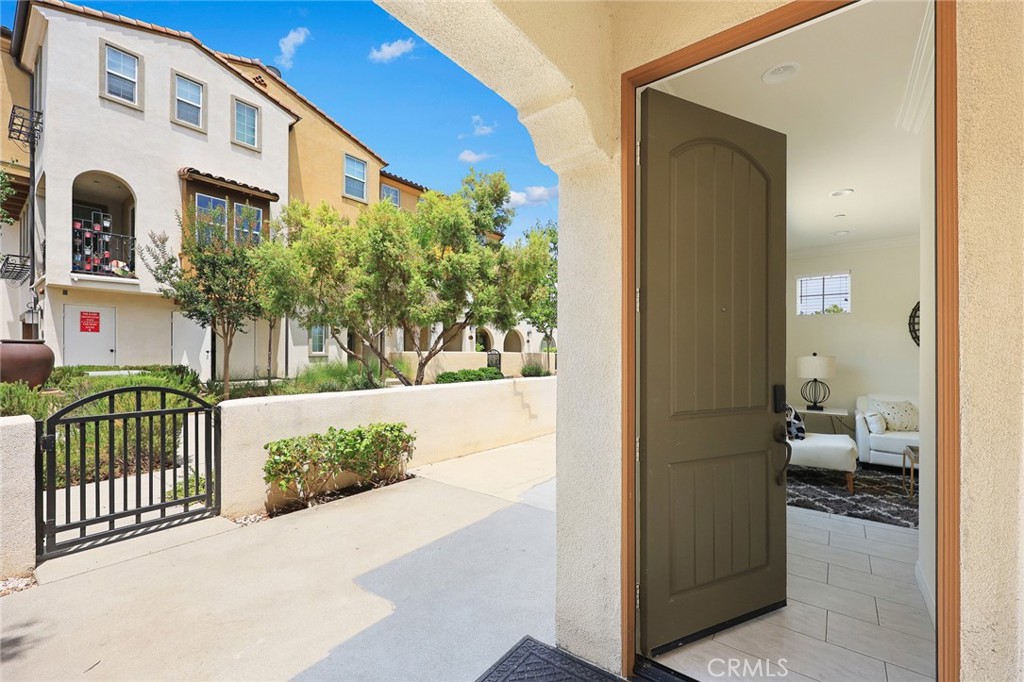 700 S Gladys Avenue C