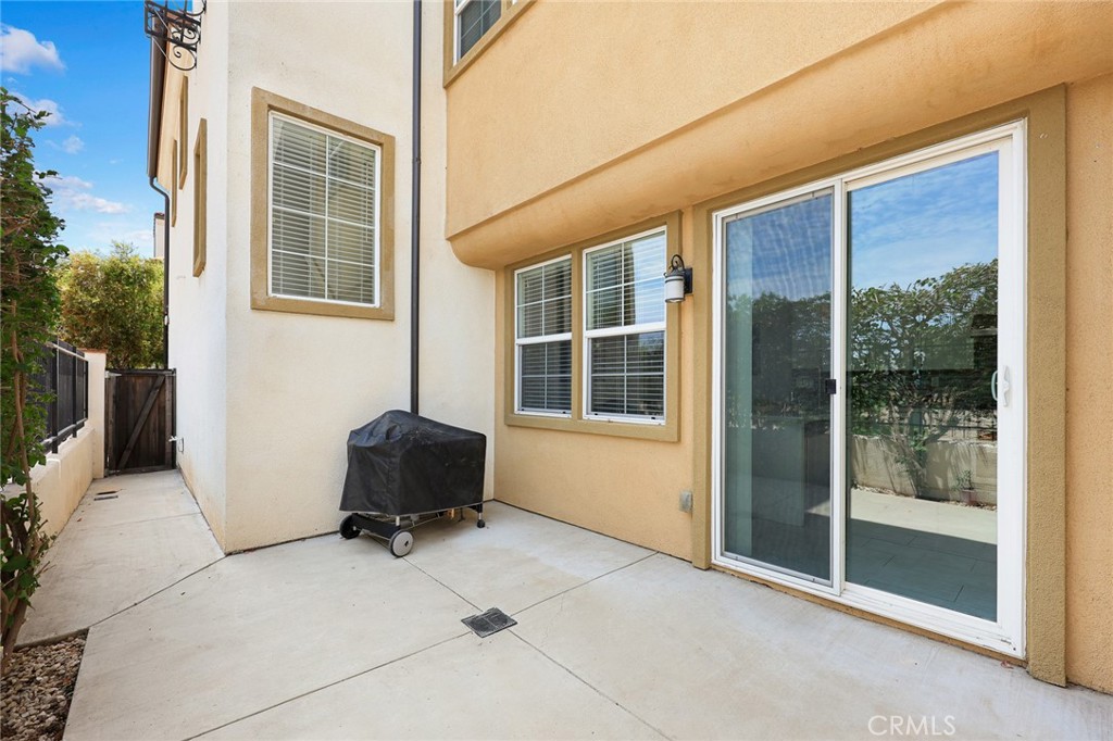 700 S Gladys Avenue C