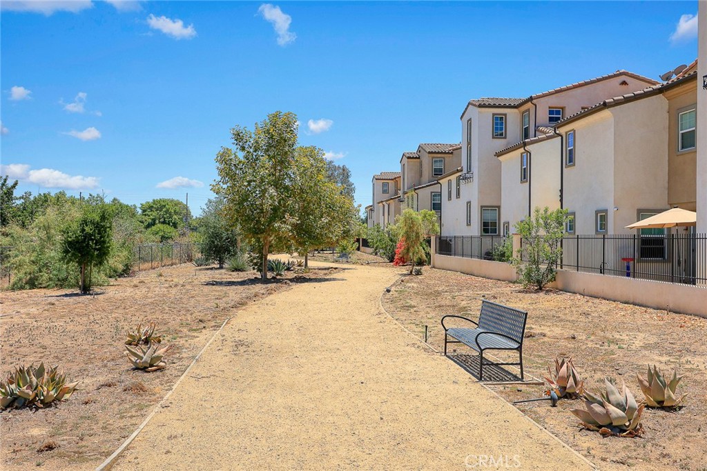 700 S Gladys Avenue C