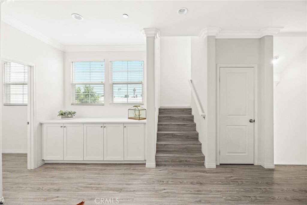 700 S Gladys Avenue C