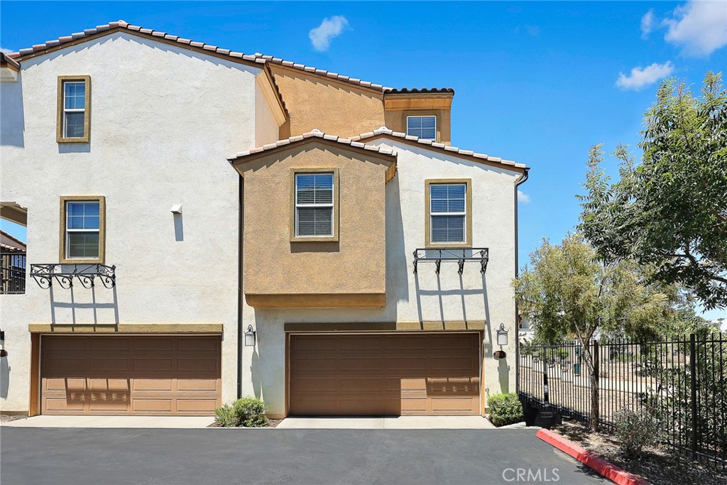 700 S Gladys Avenue C