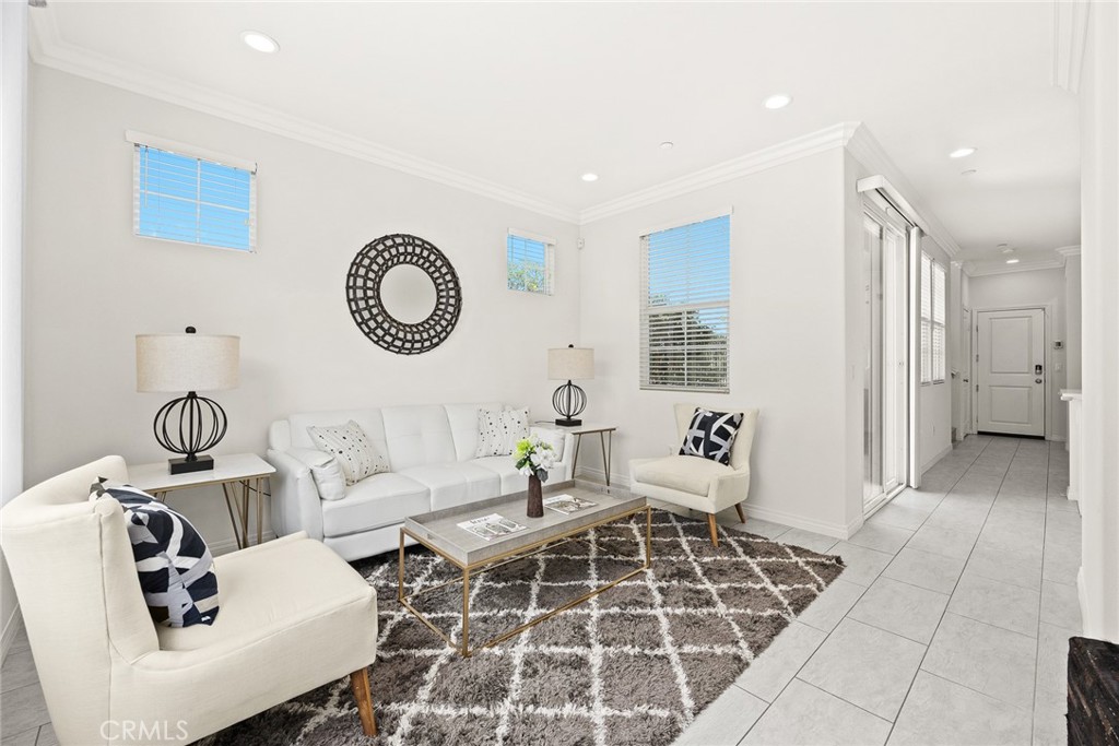 700 S Gladys Avenue C