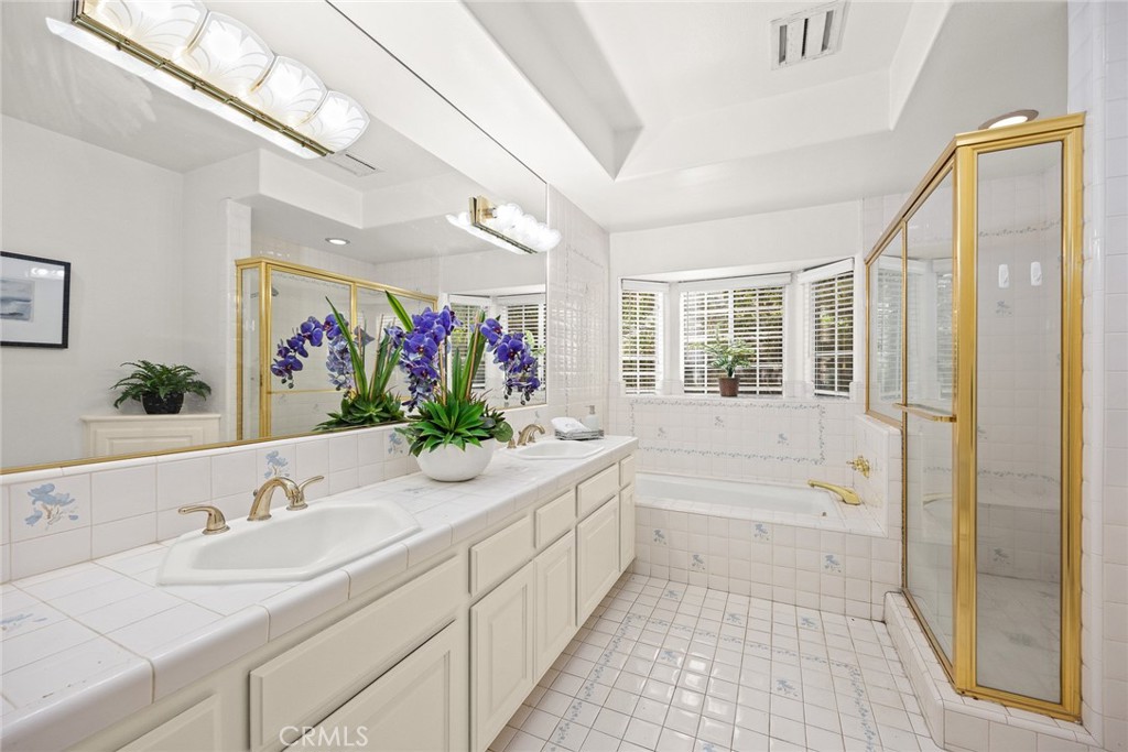 35 W Camino Real Avenue