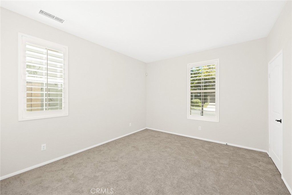 741 E Lemon Swirl Dr