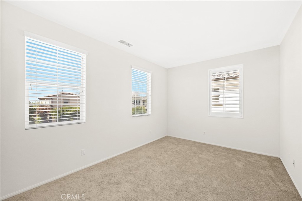 741 E Lemon Swirl Dr