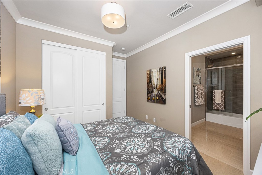 1068 Sunset Boulevard A