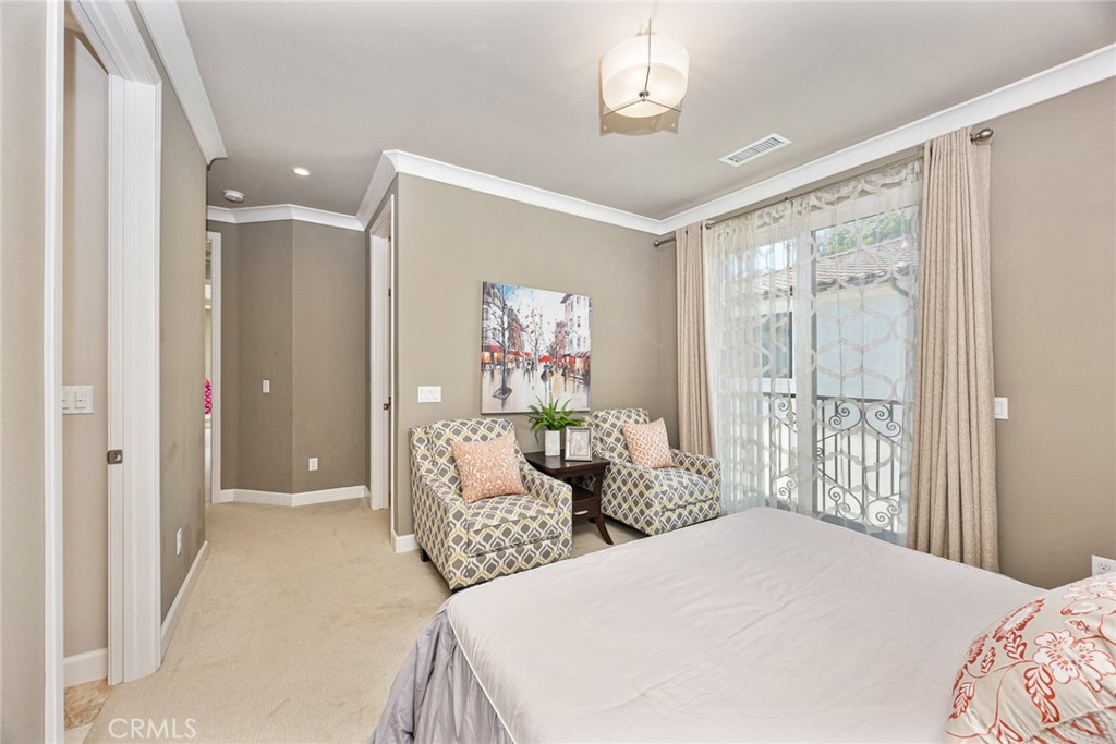 1068 Sunset Boulevard A