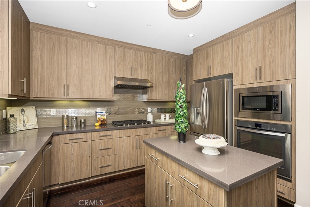 1068 Sunset Boulevard A