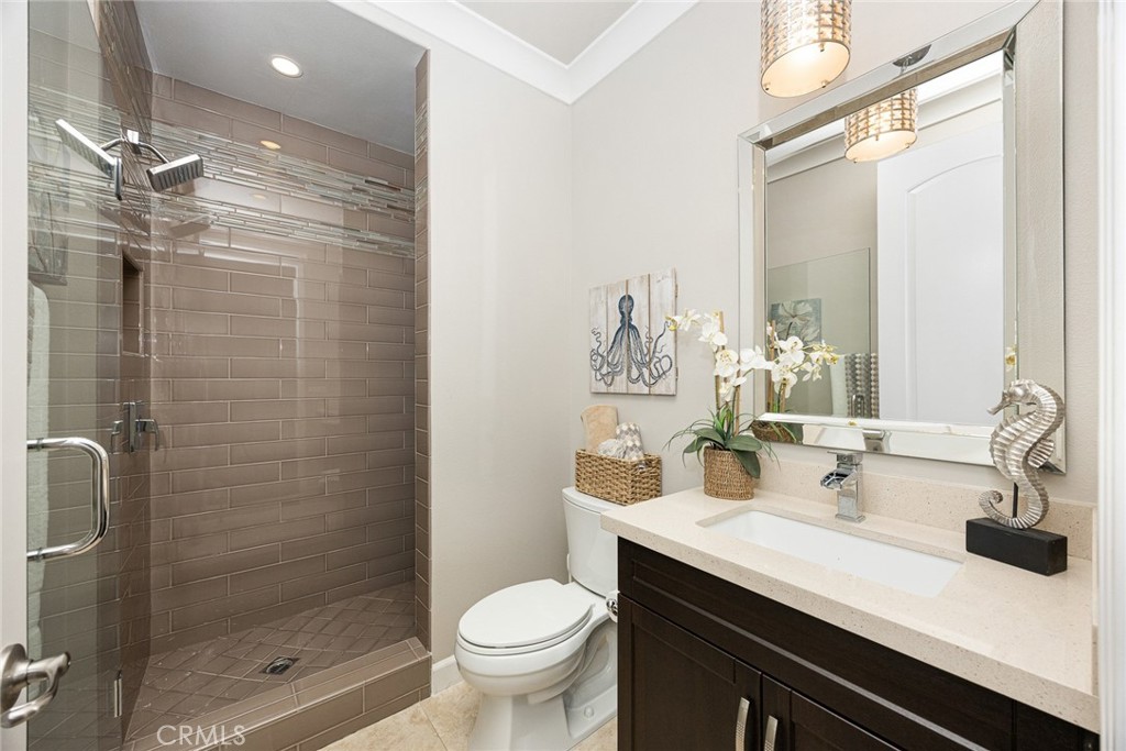 1068 Sunset Boulevard A