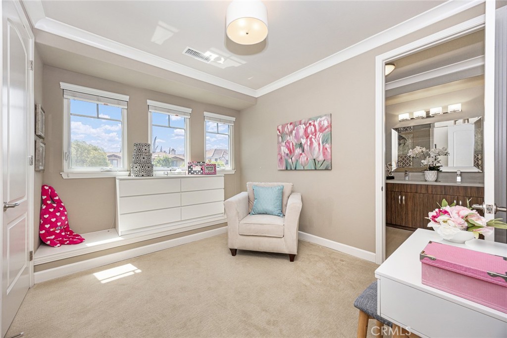 1068 Sunset Boulevard A