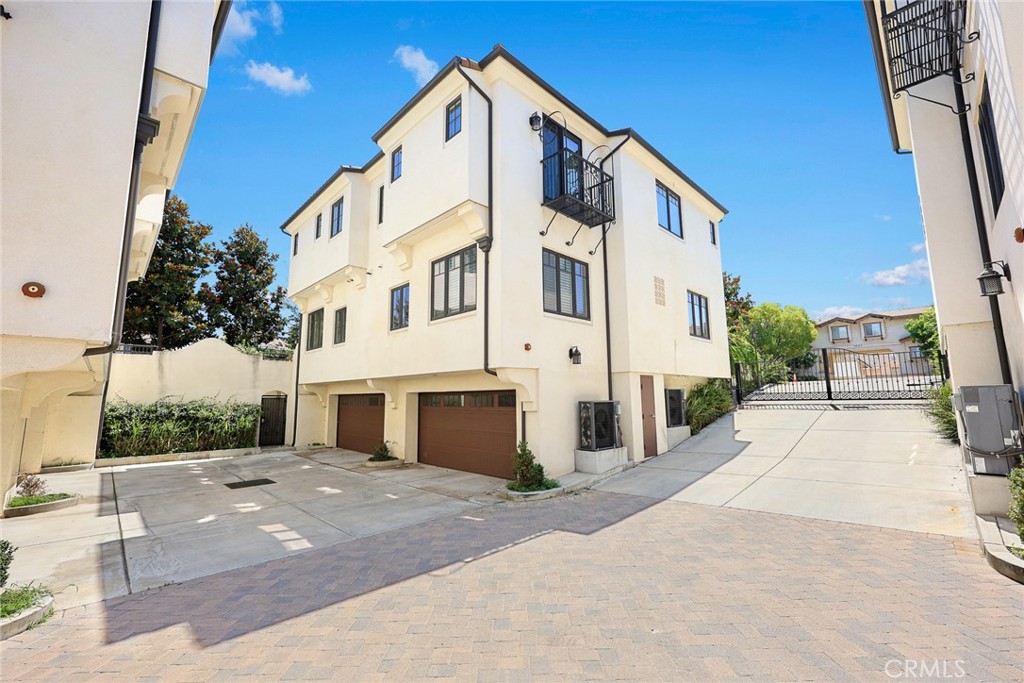 1068 Sunset Boulevard A