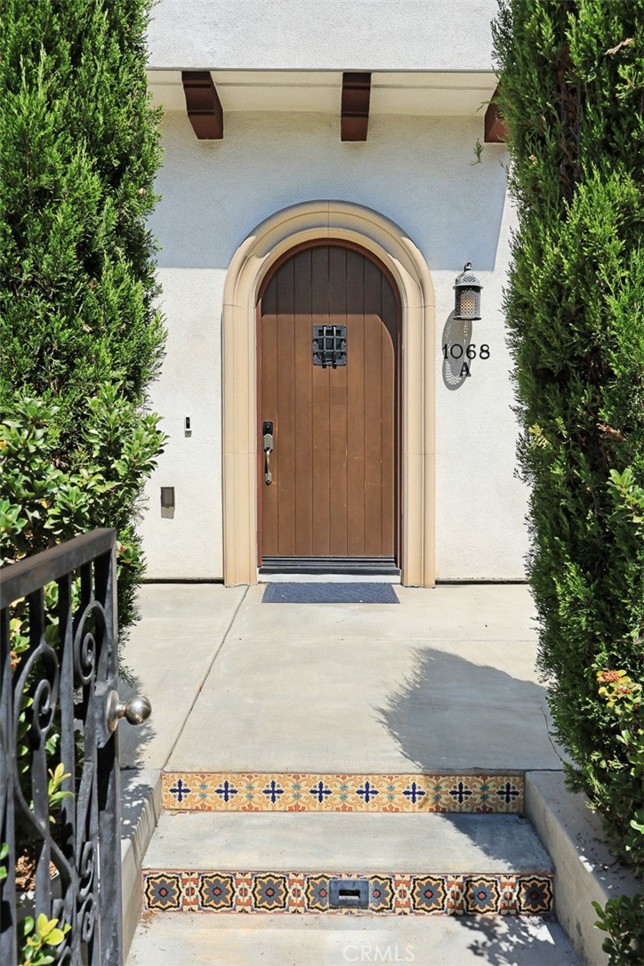 1068 Sunset Boulevard A