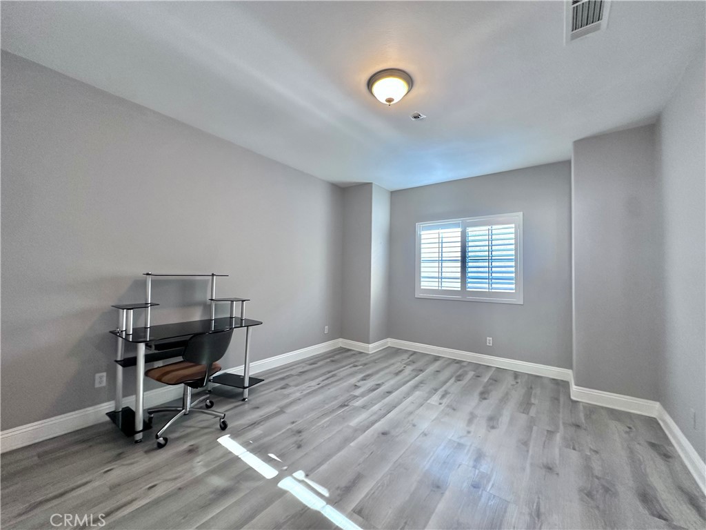 450 W Duarte Road A