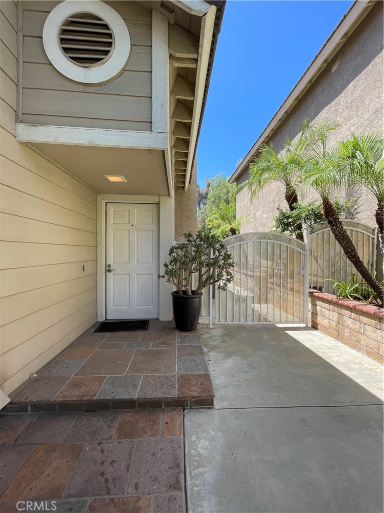 2431 Maroon Bell Road